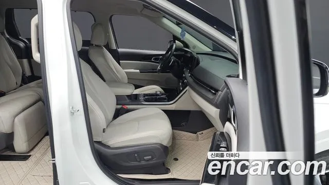 Kia Canival Carnival 4 поколение Бензин 7 мест Noblesse — Фото автомобиля 11