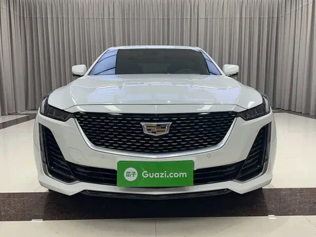 Cadillac CT5 — Фото автомобиля 2
