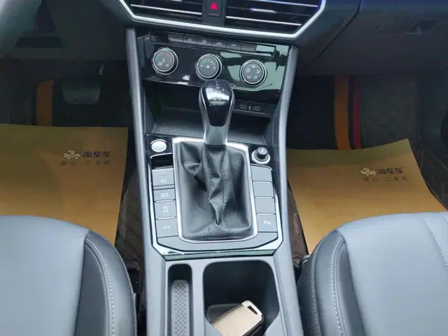 Volkswagen Sagitar — Фото автомобиля 16