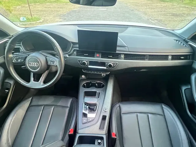 Audi A4L — Фото автомобиля 13