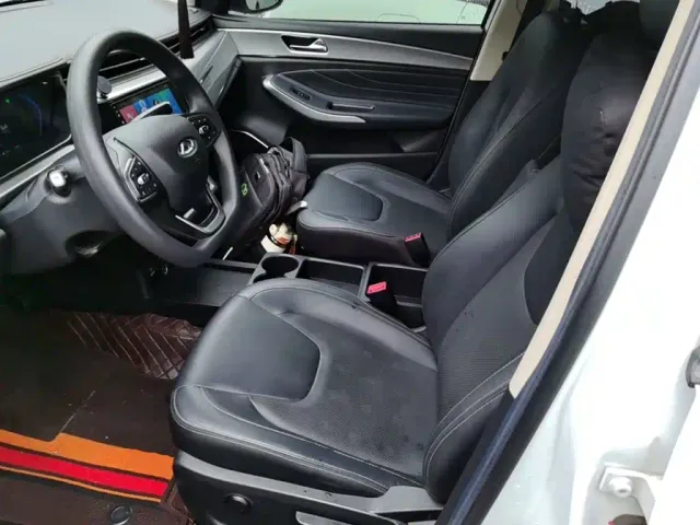 Chery Arrizo e — Фото автомобиля 14