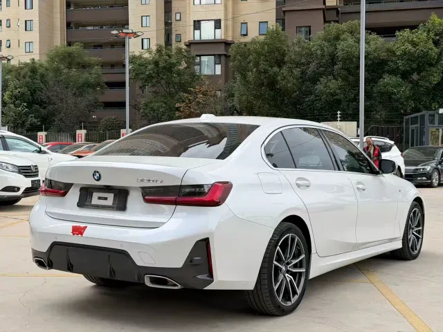 BMW 3 Series — Фото автомобиля 14