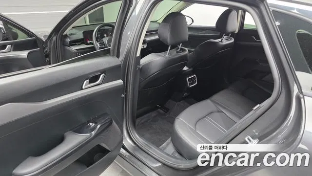 Kia K5 Generation 3 — Фото автомобиля 17