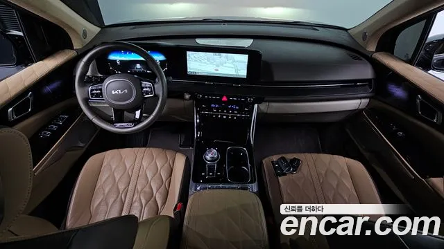 Kia Carnival Generation 4 — Фото автомобиля 10