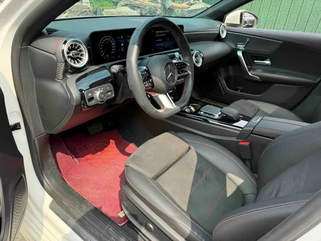 Mercedes-Benz A-Class — Фото автомобиля 4