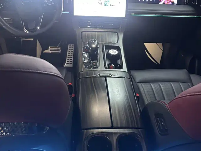 GAC Trumpchi M8 — Фото автомобиля 9