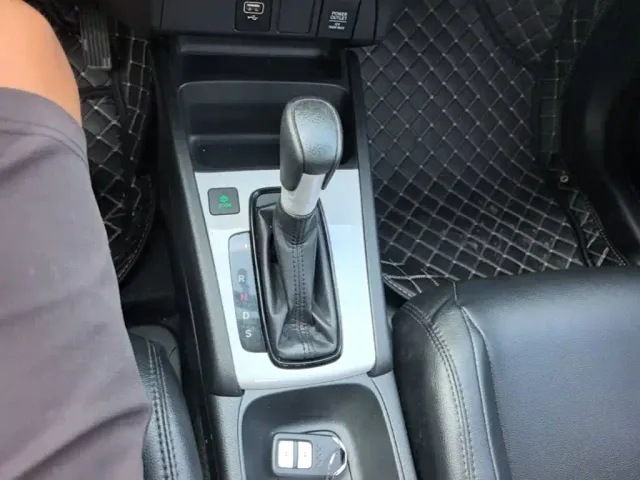 Honda Fit — Фото автомобиля 13