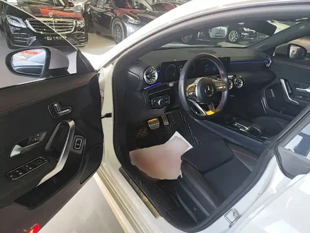 Mercedes-Benz CLA-Class — Фото автомобиля 15