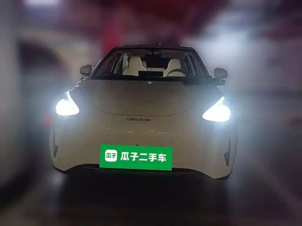 Geely Galaxy Starry Wish 2025 310km Dream Edition — Фото автомобиля 2