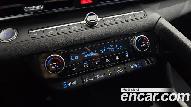 Hyundai AVANTE Новый Avante (CN7) — Фото автомобиля 17