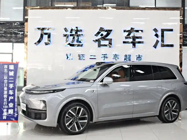 Li Auto L9 — Фото автомобиля 3