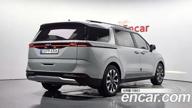 Kia Canival Carnival 4 поколение Бензин 9 мест Prestige — Фото автомобиля 2