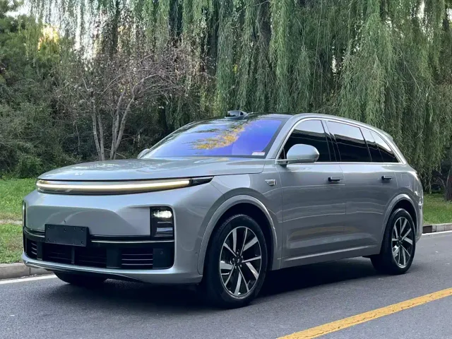 Фотография автомобиля — Li Auto L7