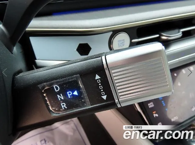 Hyundai Grandeur Grandeur (GN7) 2.5 Бензин 2WD — Фото автомобиля 11