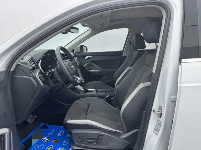Audi Q3 — Фото автомобиля 10