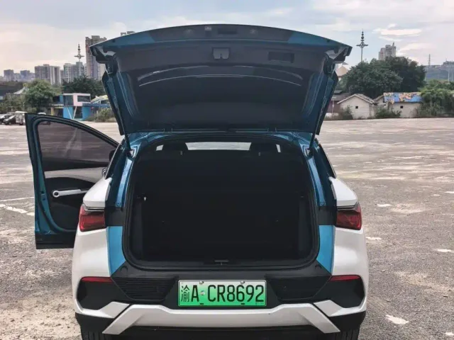 BYD Yuan PLUS — Фото автомобиля 15
