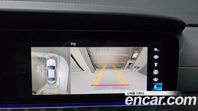 Mercedes-Benz E-Class — Фото автомобиля 16