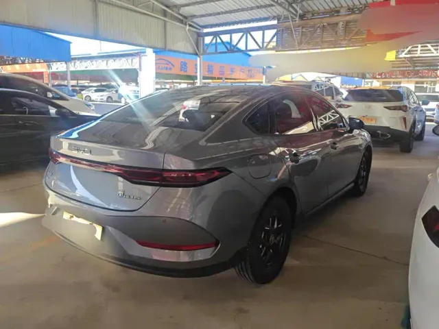 BYD Qin PLUS — Фото автомобиля 3