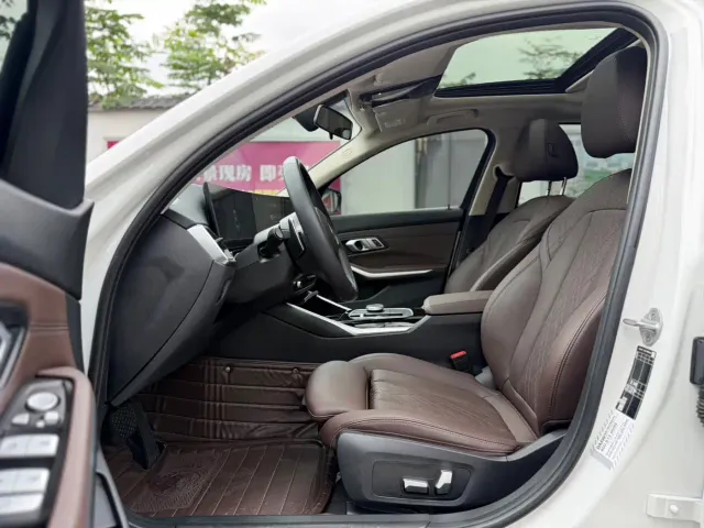 BMW 3 Series — Фото автомобиля 13