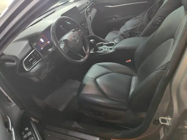 Toyota Camry — Фото автомобиля 14
