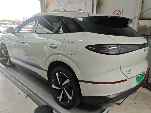 BYD Sealion 06 — Фото автомобиля 3