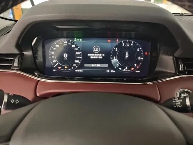 Land Rover Range Rover Evoque — Фото автомобиля 11