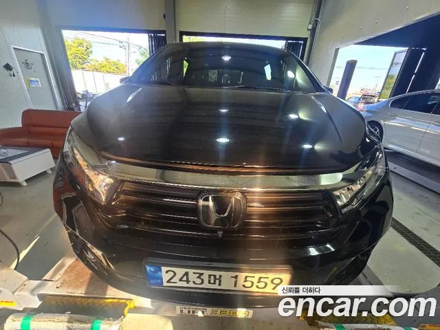 Фотография автомобиля — Honda Odyssey