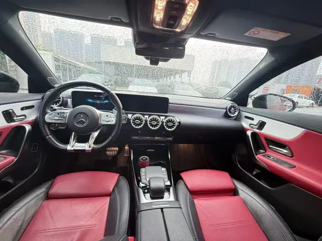 Mercedes-Benz CLA-Class AMG — Фото автомобиля 11
