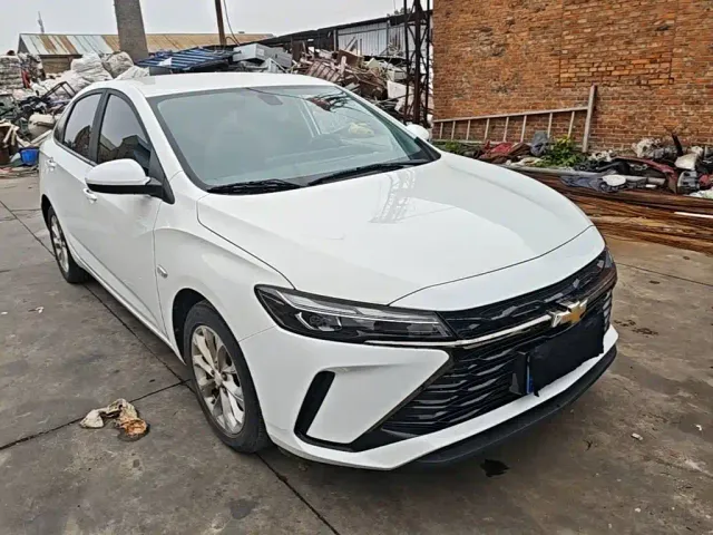 Chevrolet Monza — Фото автомобиля 3