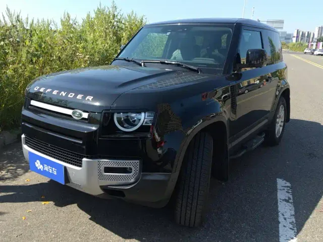 Фотография автомобиля — Land Rover Defender