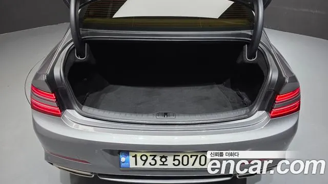 Genesis G80 RG3 — Фото автомобиля 18