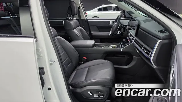 Hyundai Santafe Santa Fe (MX5) Бензин 2.5T 2WD — Фото автомобиля 20