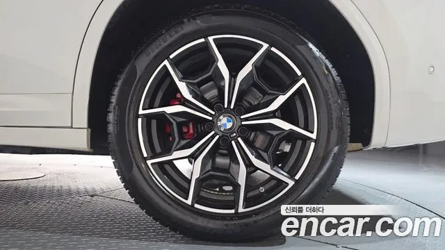 BMW X3 xDrive 20i M Sport Pro — Фото автомобиля 16