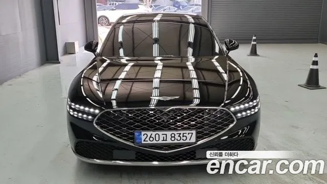 Genesis G90 Бензин 3.5 турбо AWD — Фото автомобиля 3