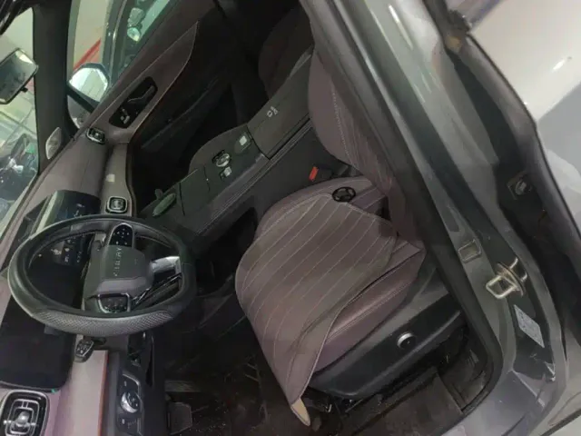 Chery Tiggo 9 — Фото автомобиля 14