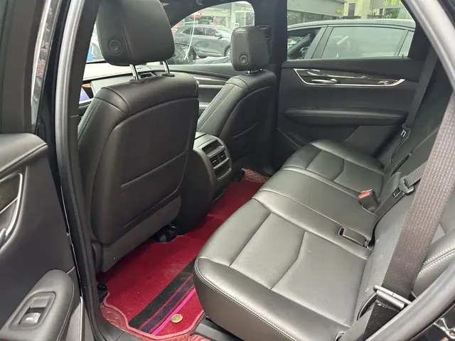 Cadillac XT5 — Фото автомобиля 4