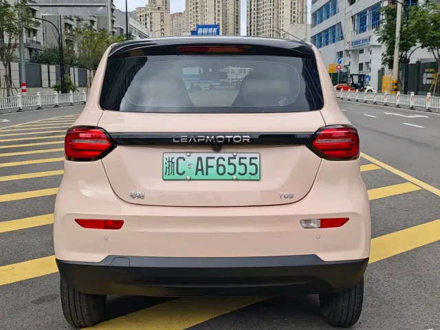 Leapmotor T03 — Фото автомобиля 4
