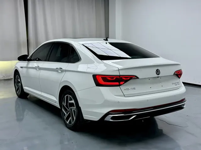Volkswagen Sagitar — Фото автомобиля 15