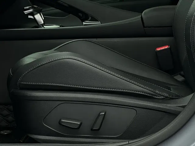 Hyundai Elantra — Фото автомобиля 19