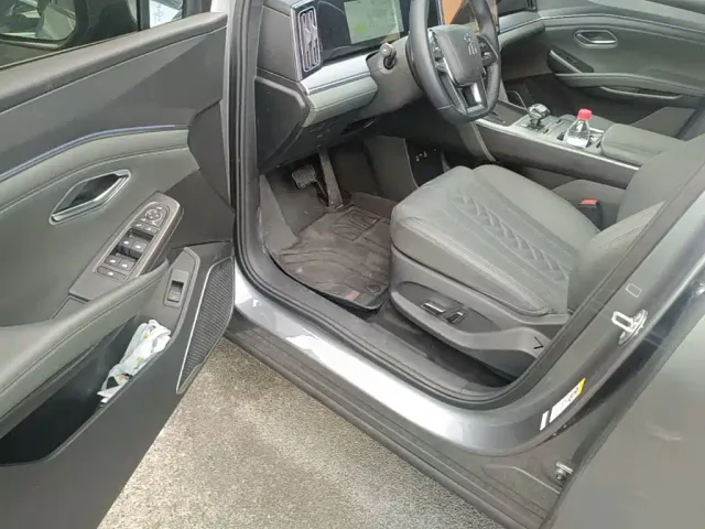 BYD Song L DM-i — Фото автомобиля 15
