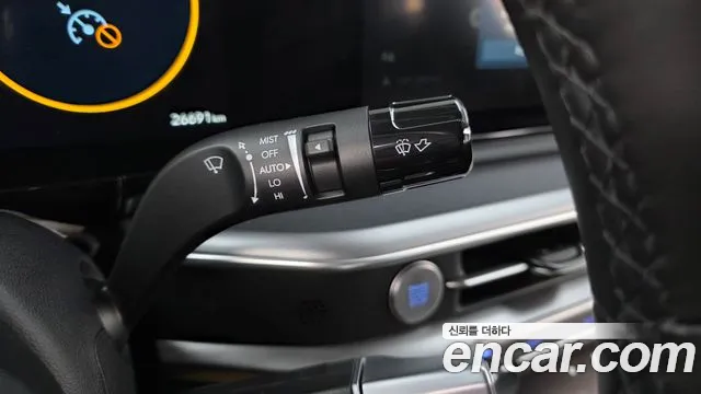 Hyundai Grandeur Grandeur (GN7) 3.5 LPG 2WD (Такси) — Фото автомобиля 30