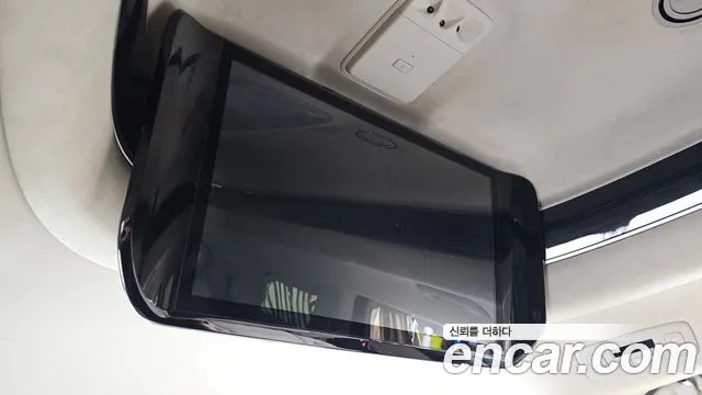 Kia Canival Carnival 4 поколение Бензин 9 мест Hi-Limousine — Фото автомобиля 20