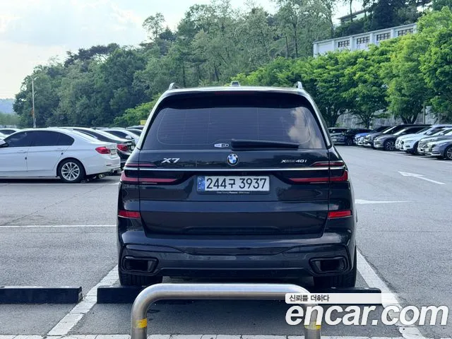 BMW X7 — Фото автомобиля 6
