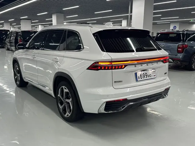Geely Xingyue L — Фото автомобиля 14