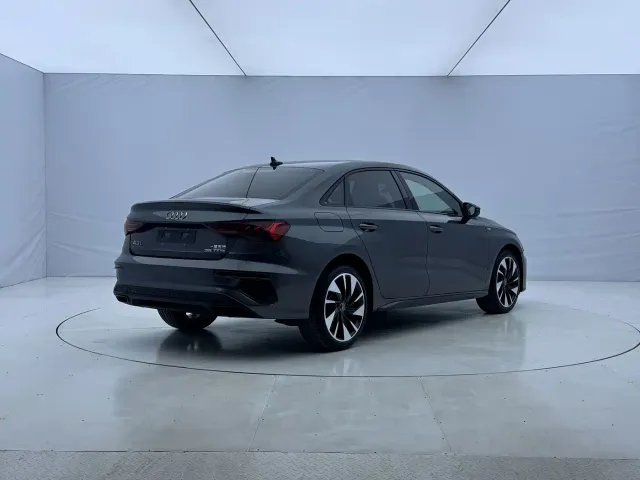 Audi A3 — Фото автомобиля 4