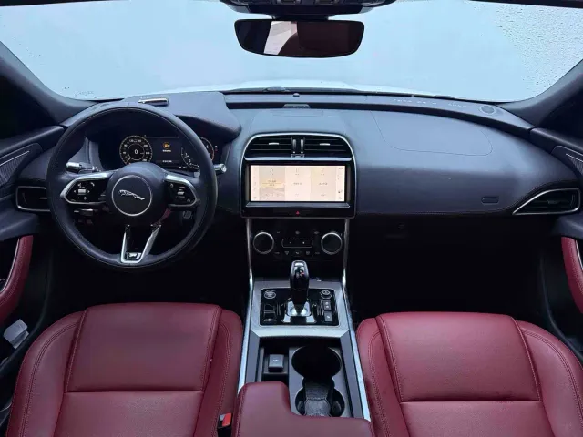 Jaguar XEL — Фото автомобиля 7