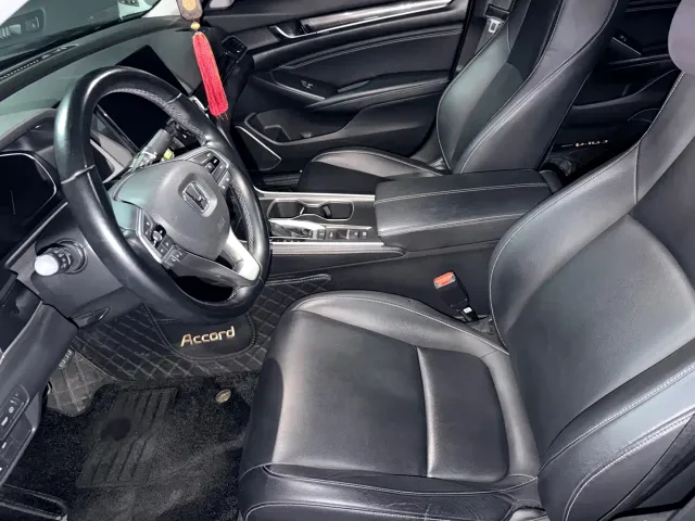 Honda Accord — Фото автомобиля 13