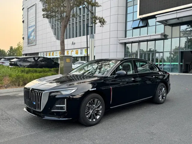 Фотография автомобиля — Hongqi H5