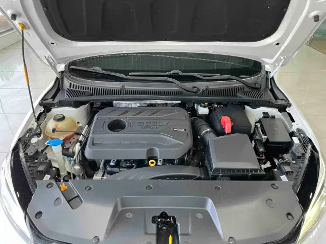 Geely Binrui — Фото автомобиля 17