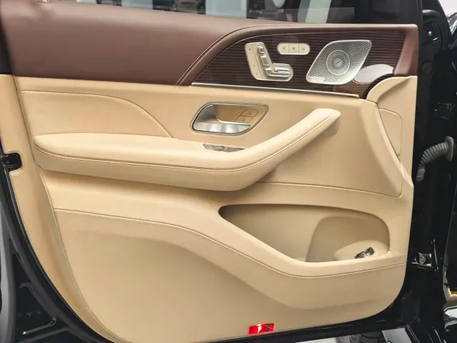 Mercedes-Benz Maybach GLS — Фото автомобиля 9